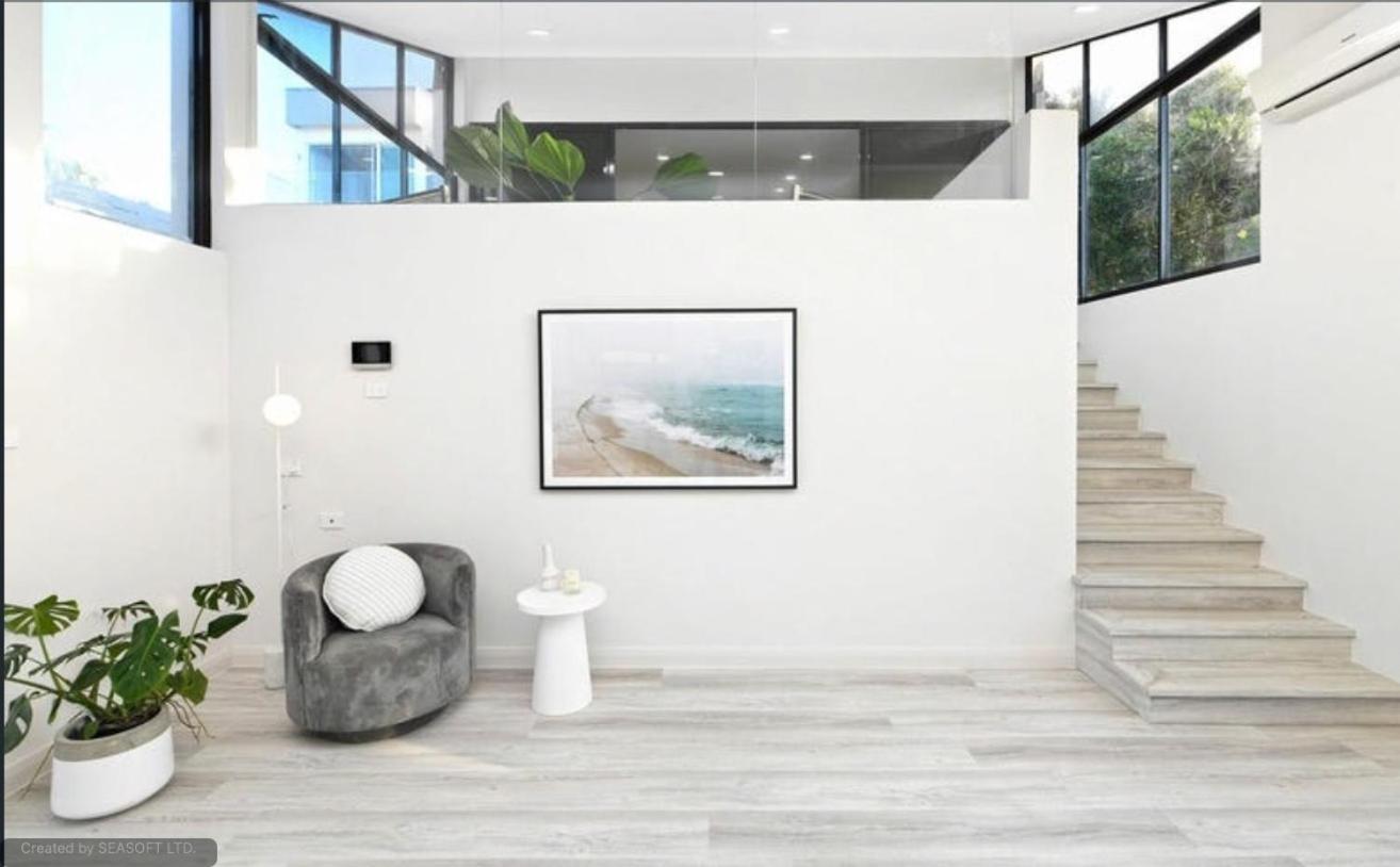 Amazing Ocean Close To Natural Rock Pools *